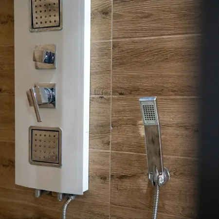 Stefano House Katánie